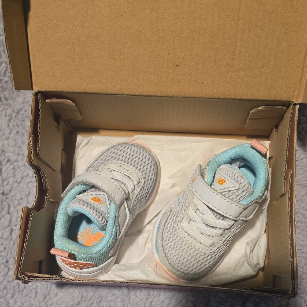 Kids' Athletic Shoes - Light Gray and Blue